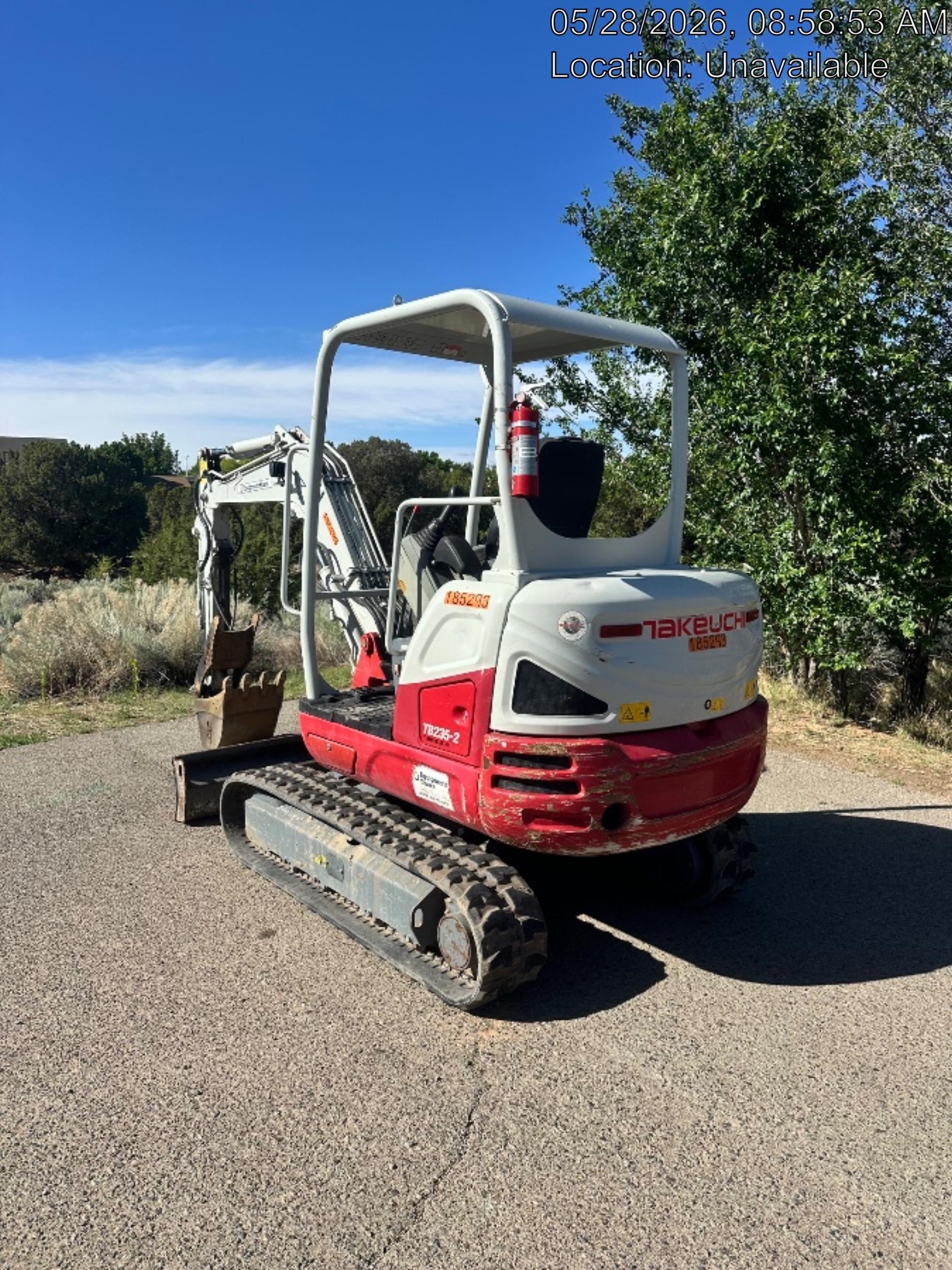 2021 TAKEUCHI TB235-2R