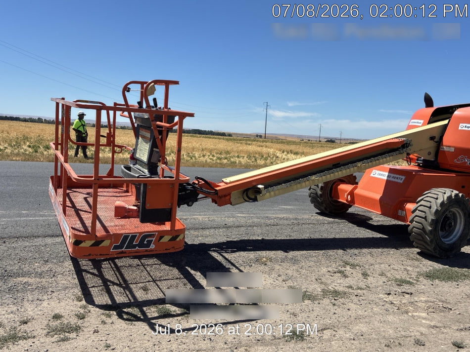 2021 JLG 400S