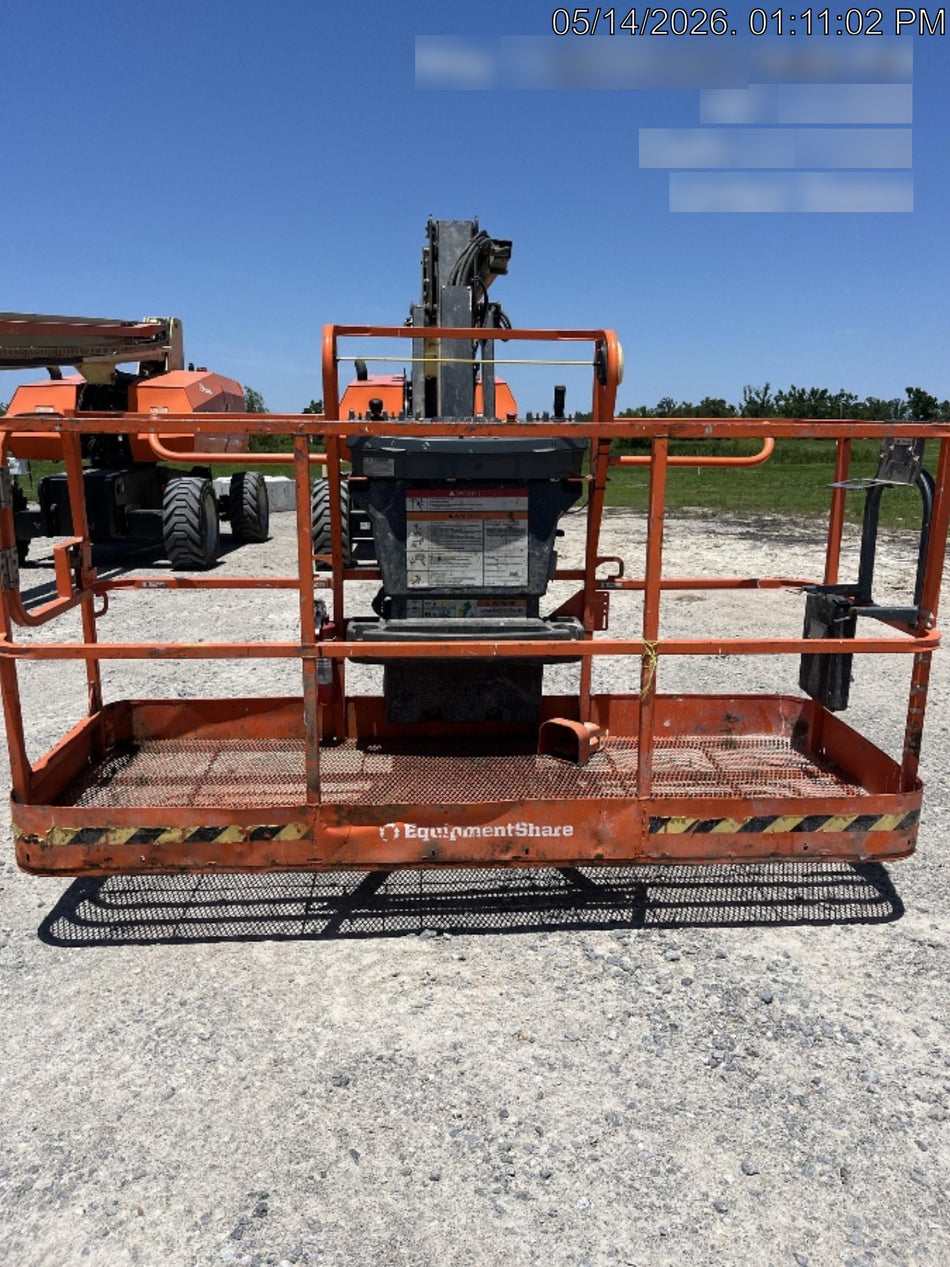 2023 JLG 860SJ