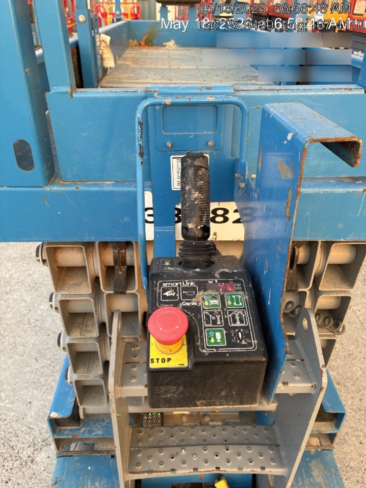 2023 GENIE GS-3232