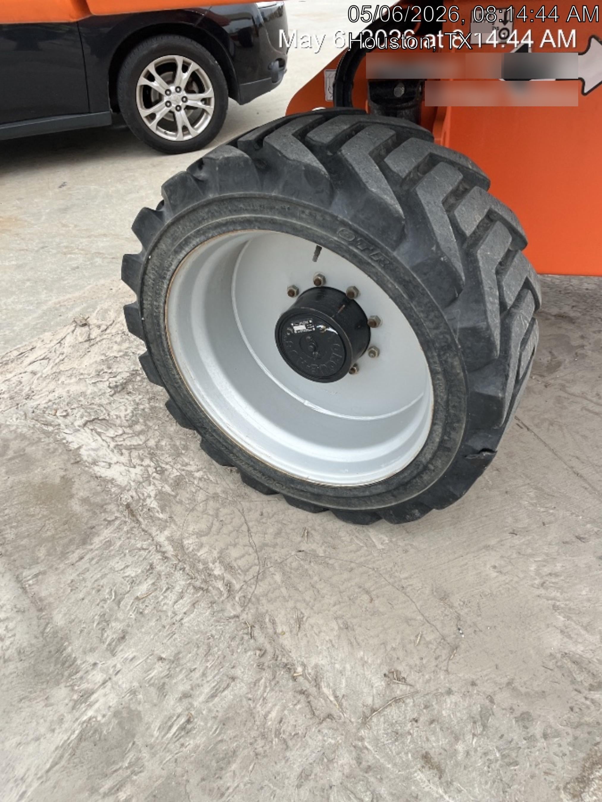 2022 JLG 660SJ