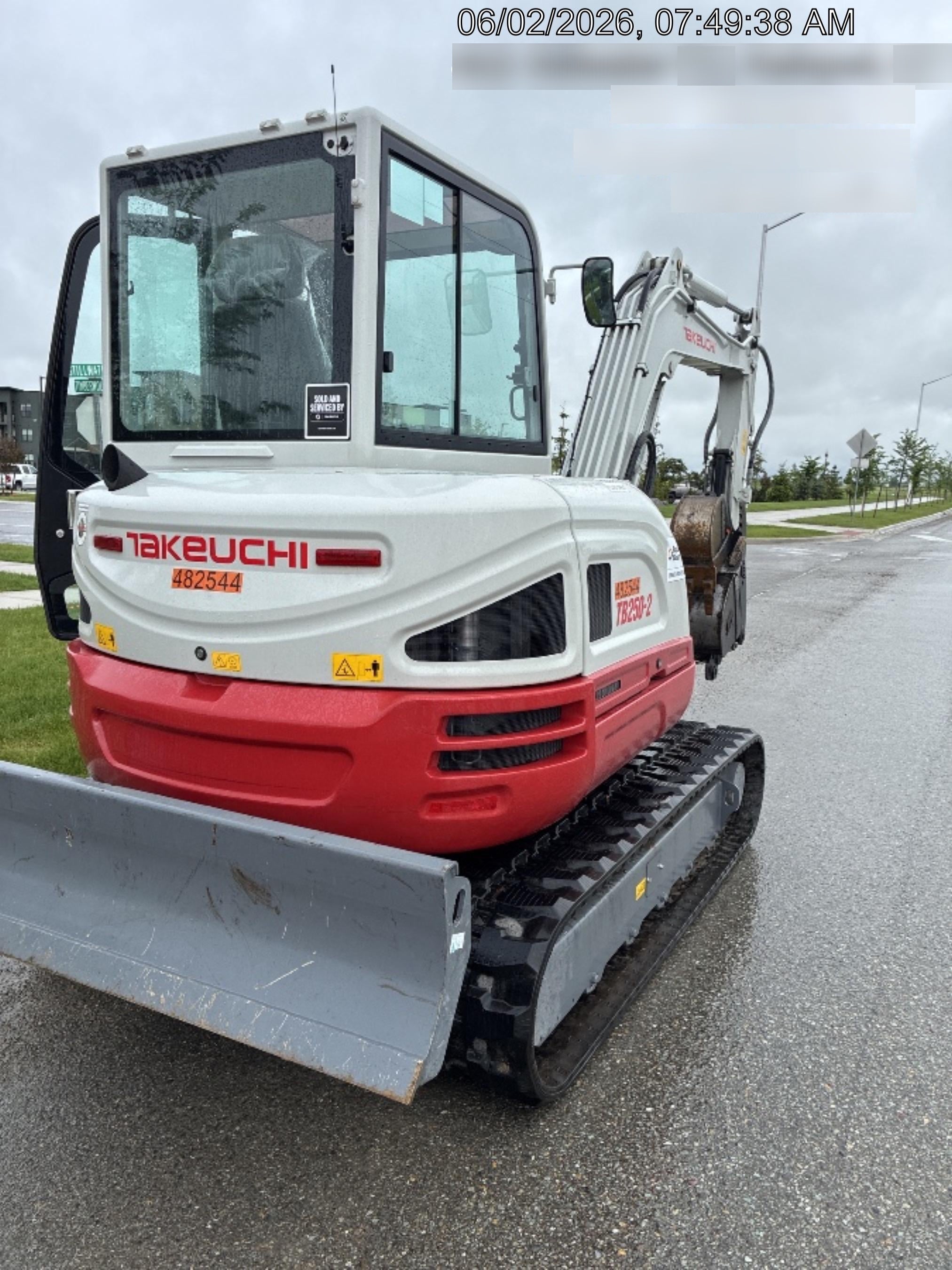 2024 TAKEUCHI TB250-2CR