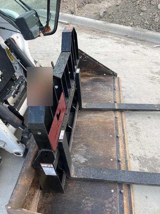 2020 BOBCAT PALLET FORKS HD