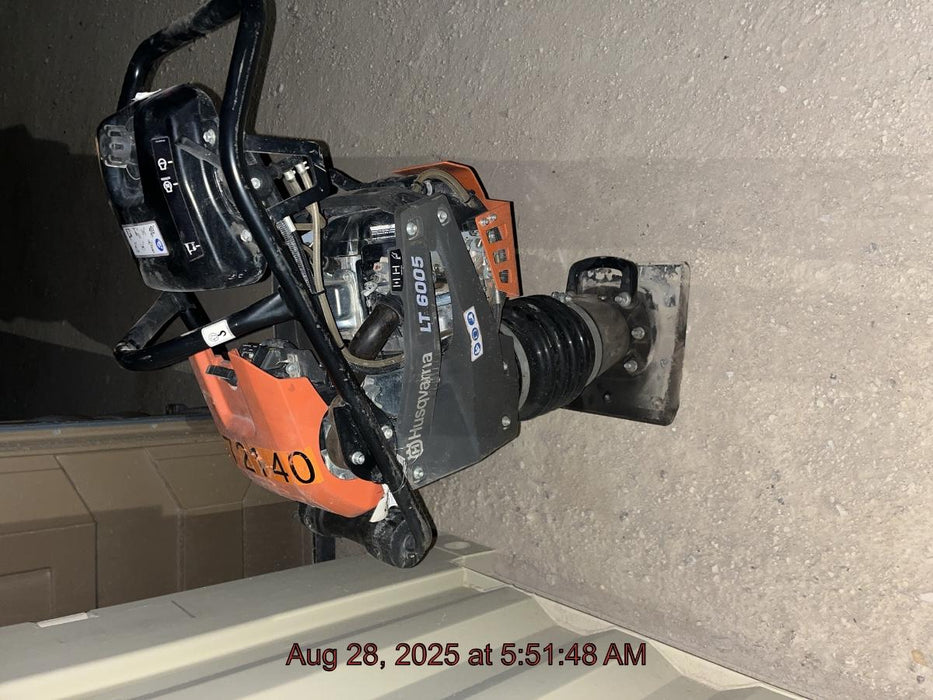 2024 HUSQVARNA LT6005