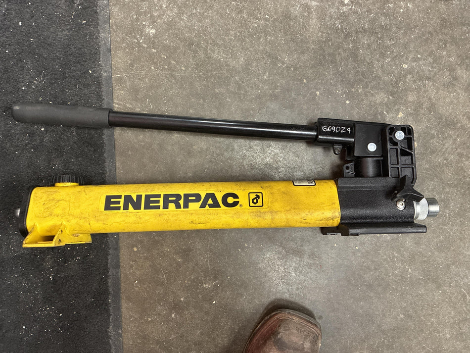 2040 ENERPAC P392