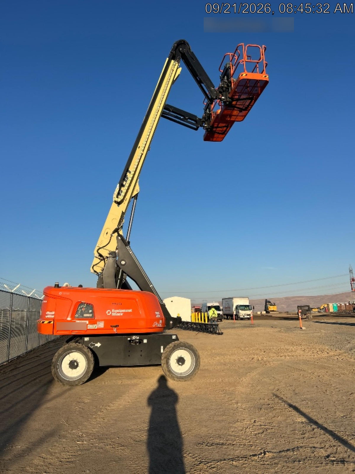 2025 JLG 660SJ