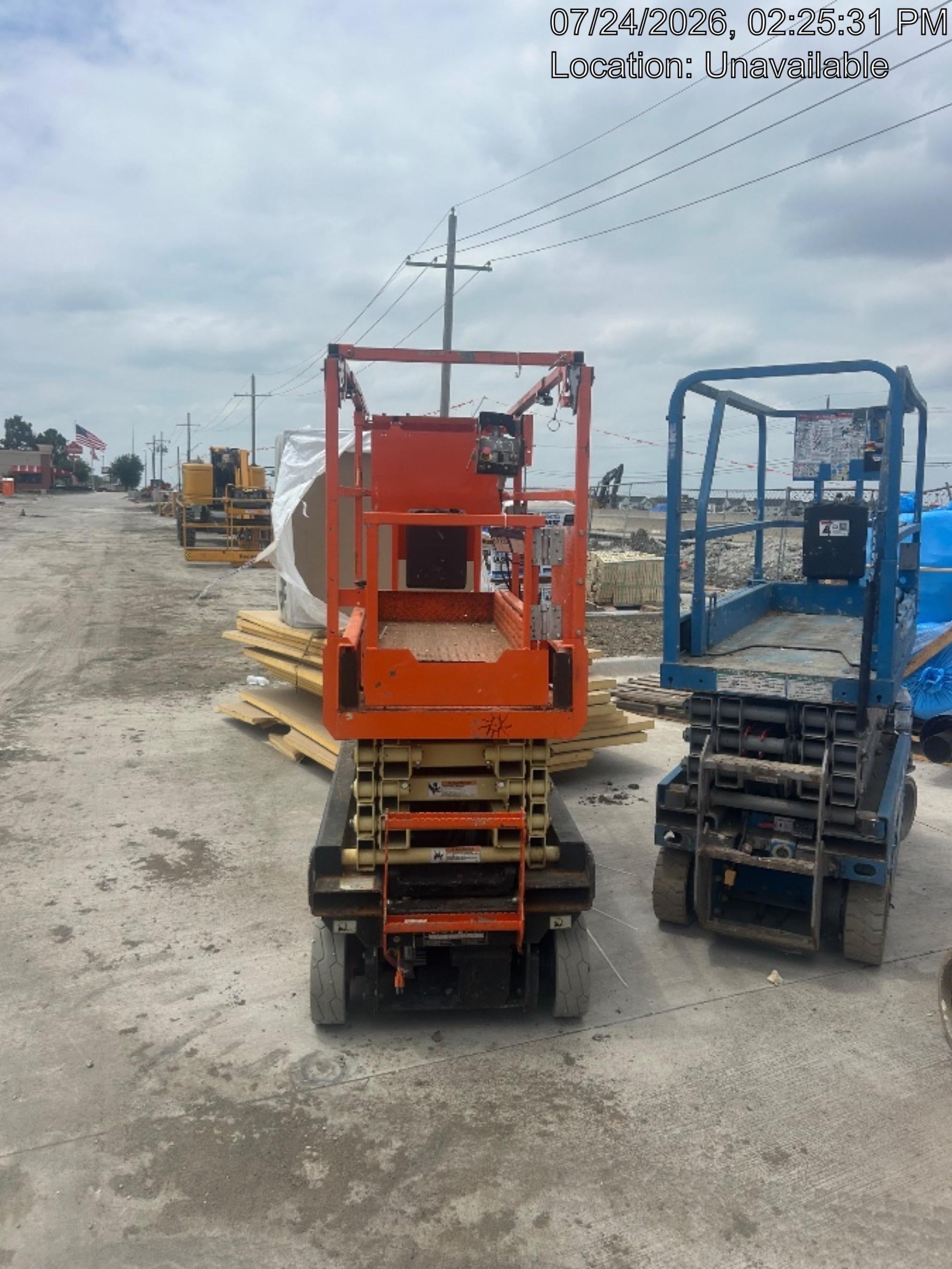 2023 JLG ES1932