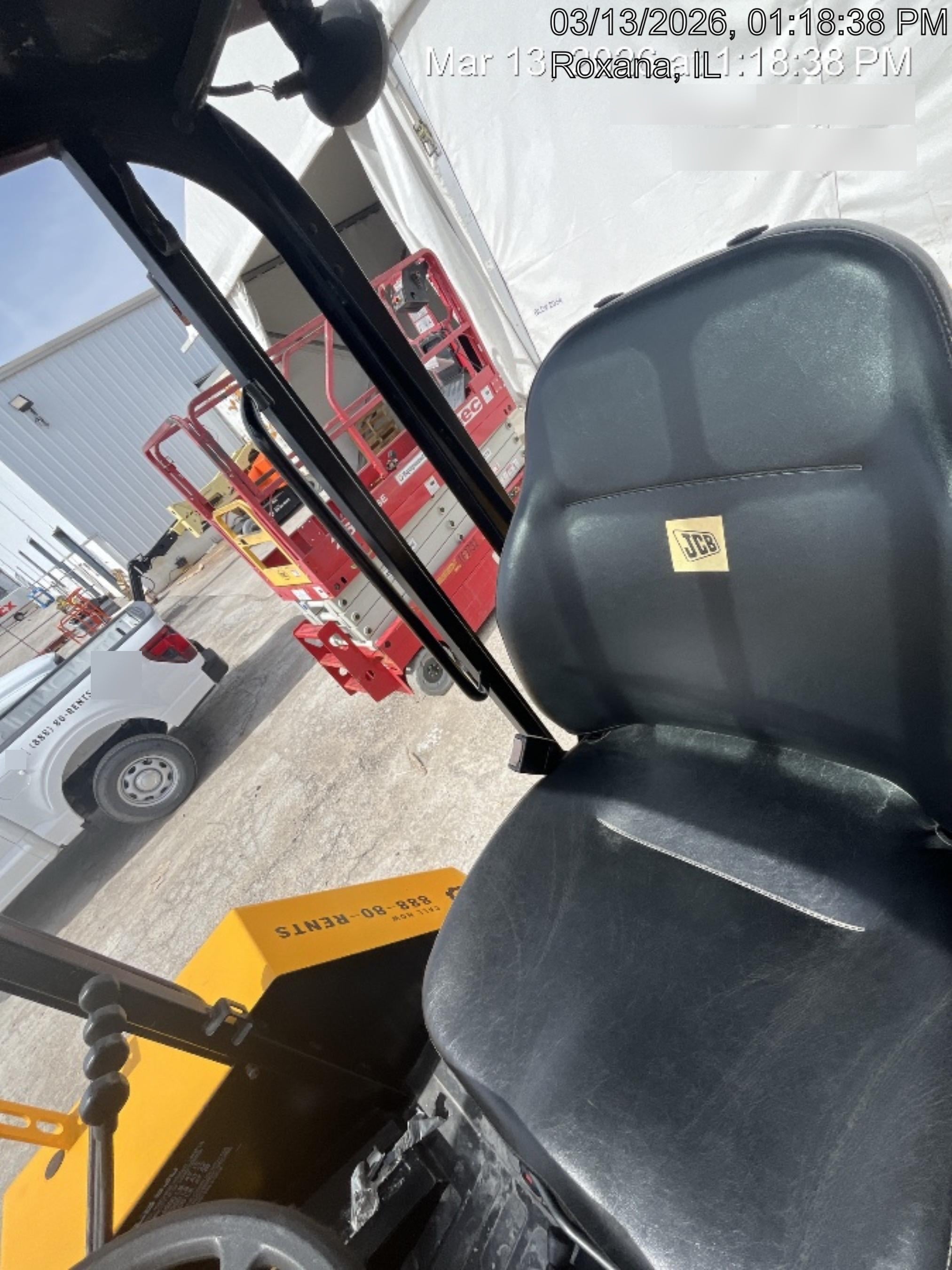 2023 JCB 930-4