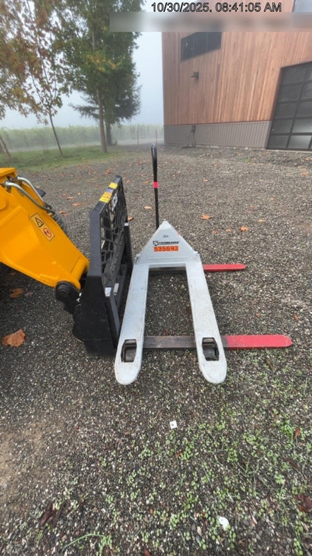 2024 NORTHERN TOOL 4,400 Lb Pallet Jack