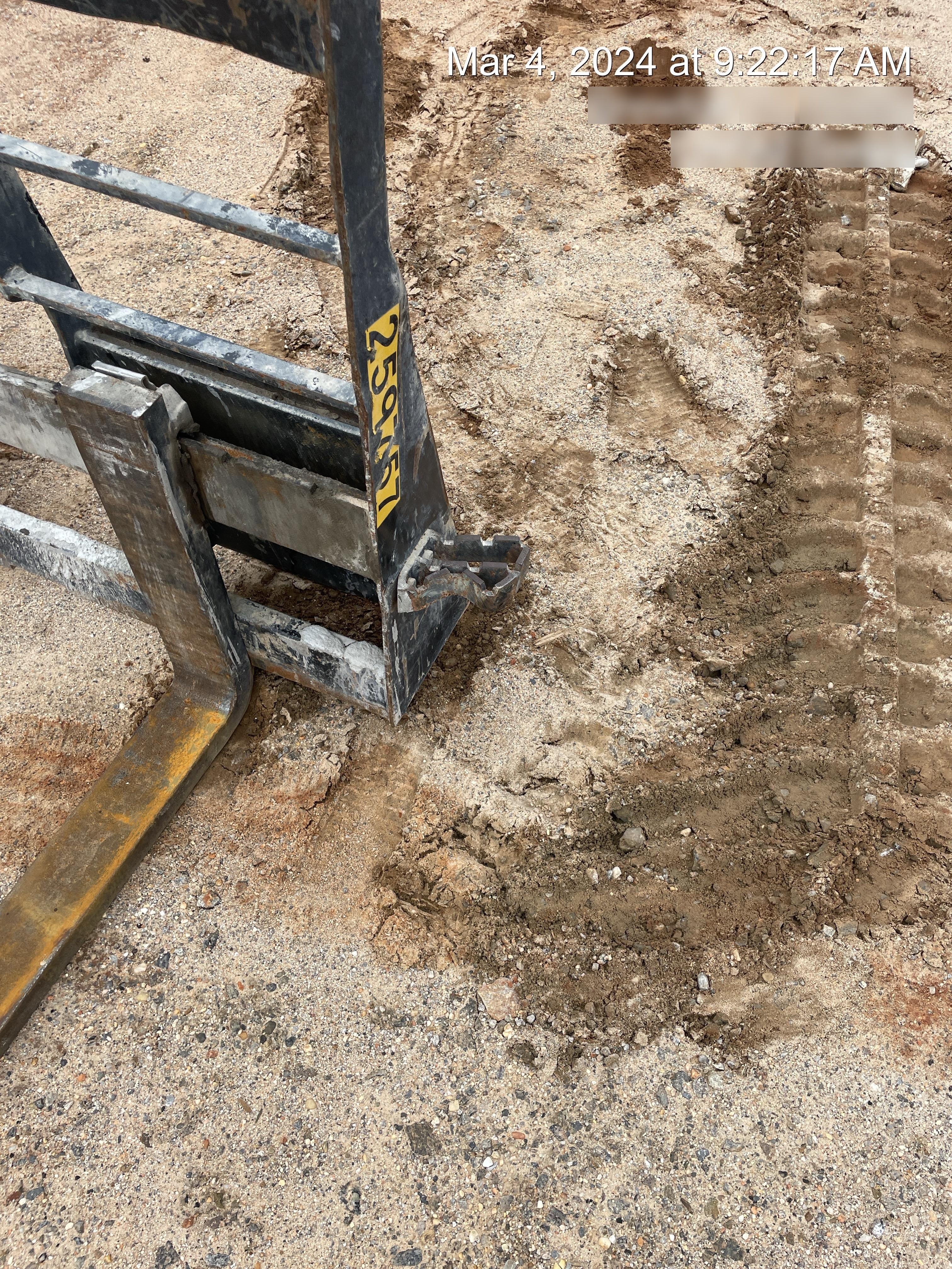2022 ARROW MATERIAL HANDLING 72" Pallet Forks - Arrow