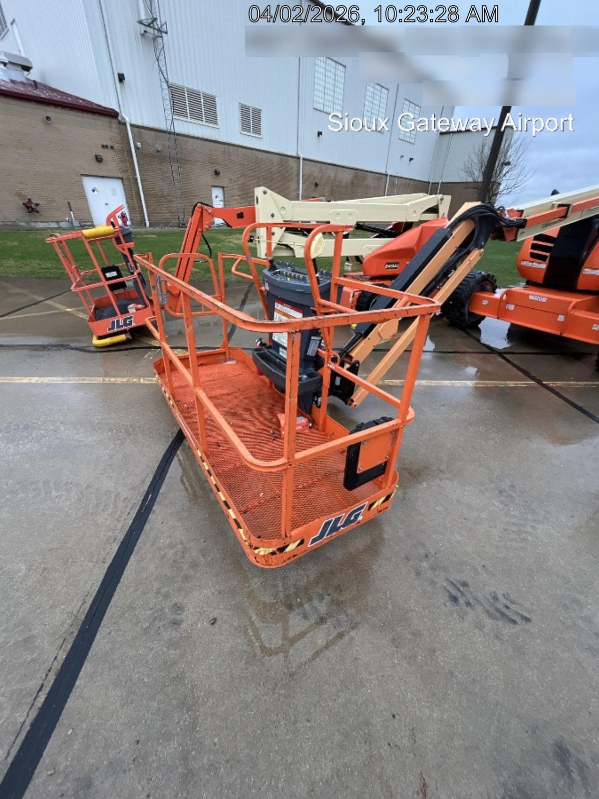 2023 JLG 600AJ