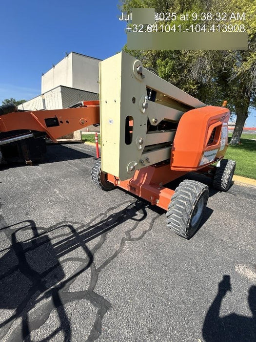 2019 JLG 450AJ