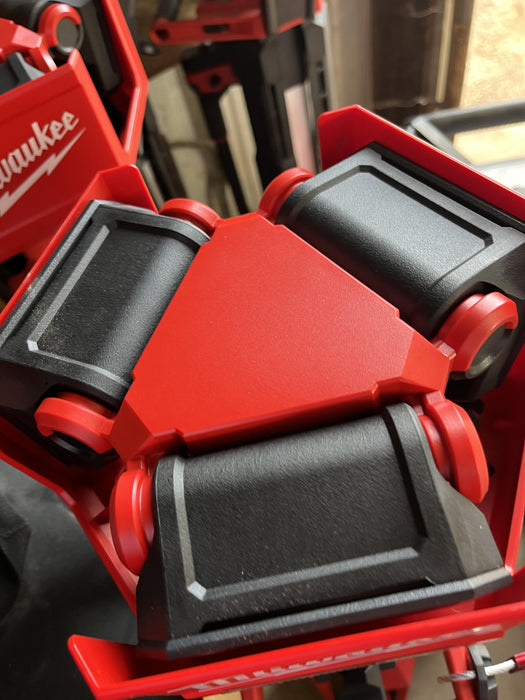 2022 MILWAUKEE 2136-20