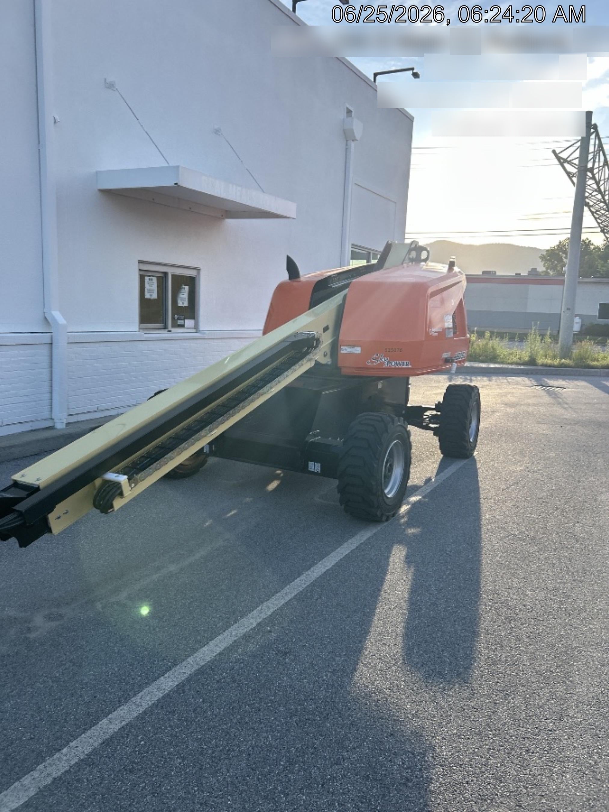 2025 JLG 460SJ