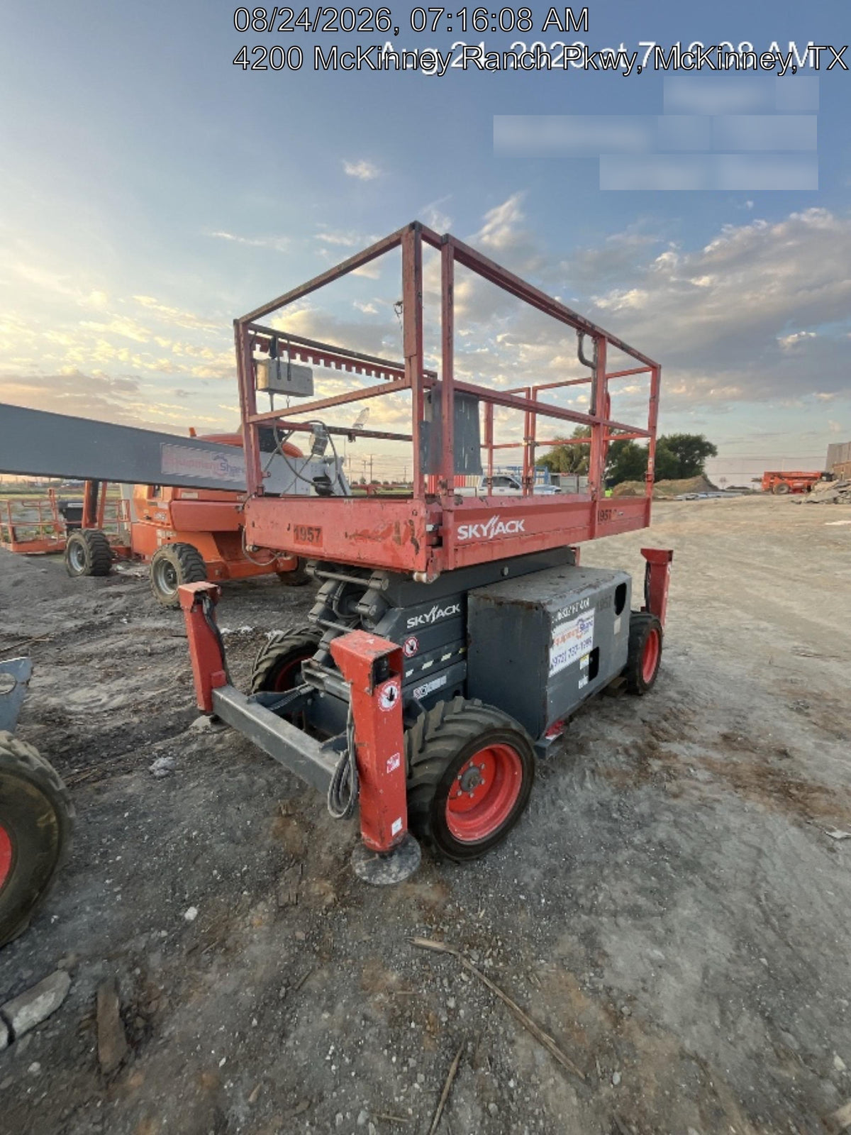 2016 SKYJACK SJ6832 RT