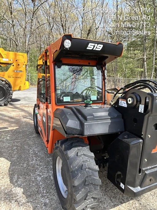 2025 JLG 519
