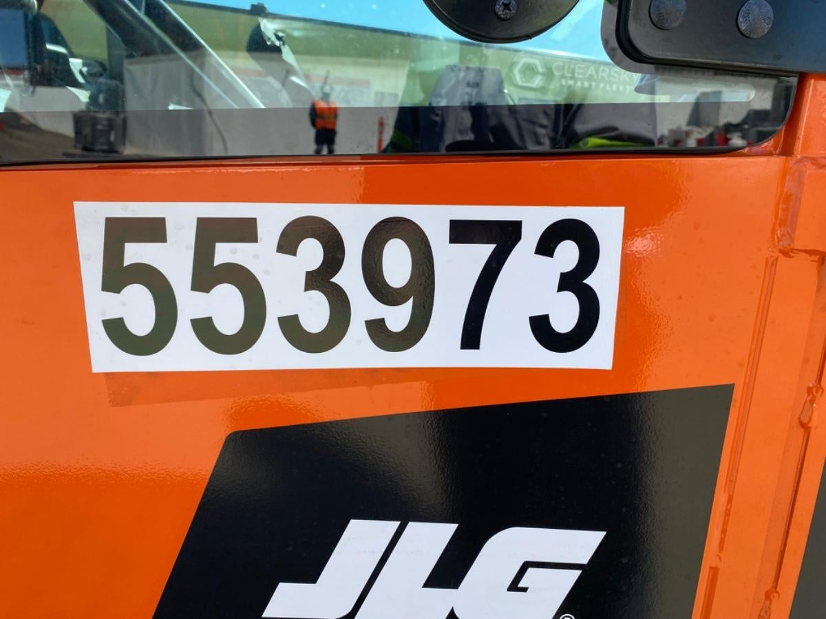 2025 JLG 519