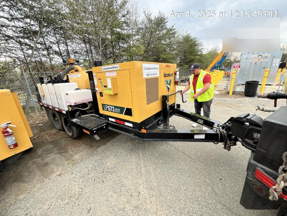 2022 Vac-Tron LP573XDT T4 Koehler Diesel Engine, 500 Gallon Debris Tank, x2 100 Gallon Water Tanks