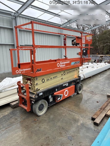 2022 JLG ES2632