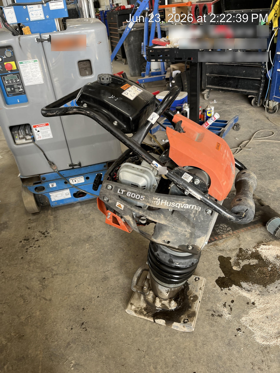 2025 HUSQVARNA LT6005