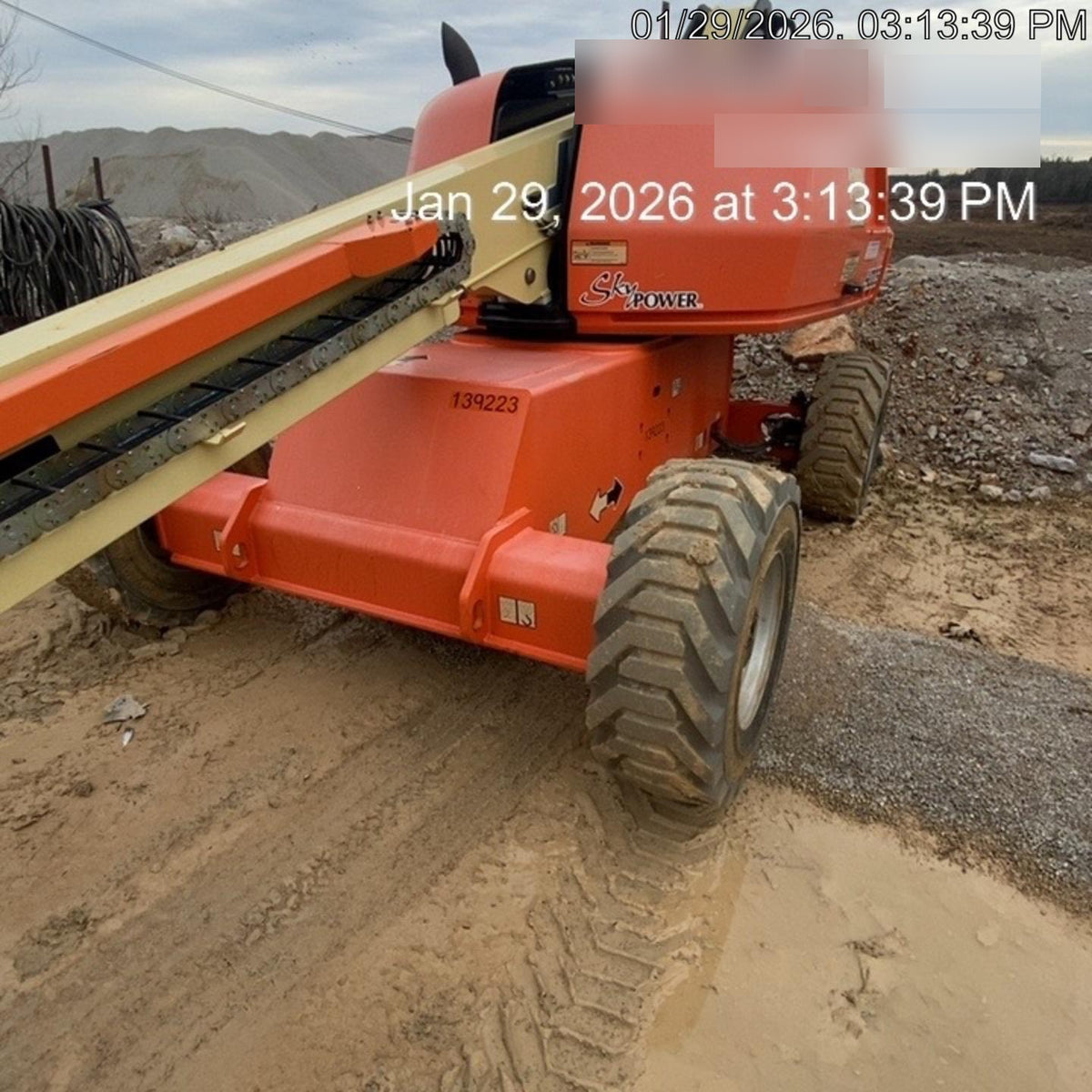 2021 JLG 400S