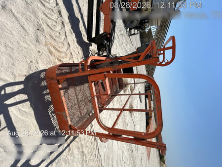 2016 JLG 660SJ