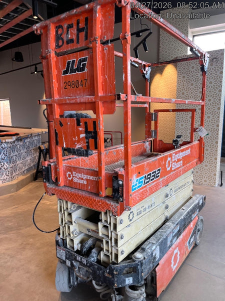 2023 JLG ES1932
