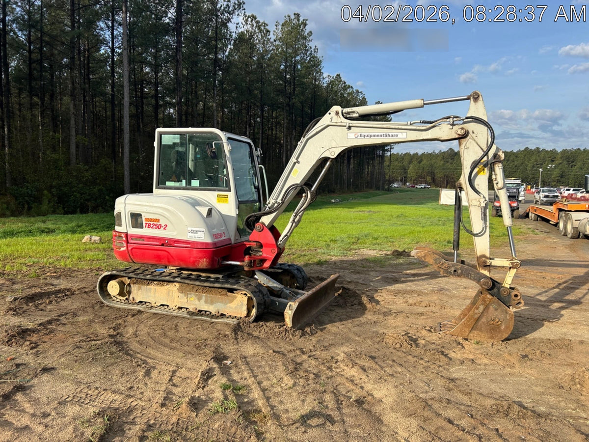 2020 TAKEUCHI TB250-2C
