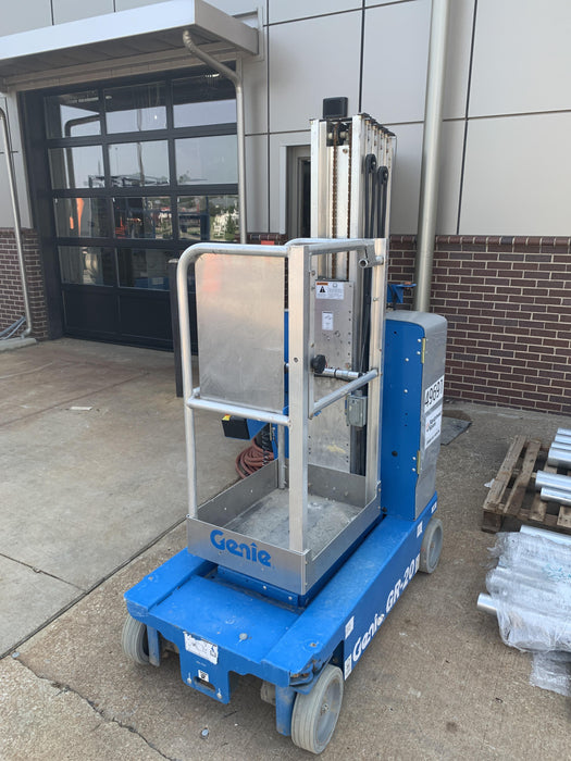 2019 GENIE GR-20