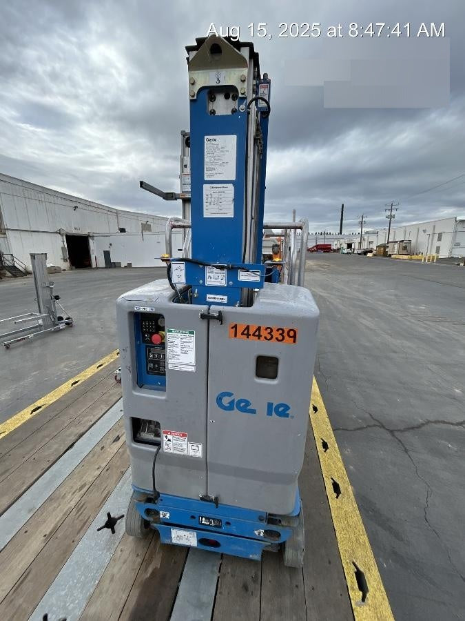 2021 GENIE GR-20