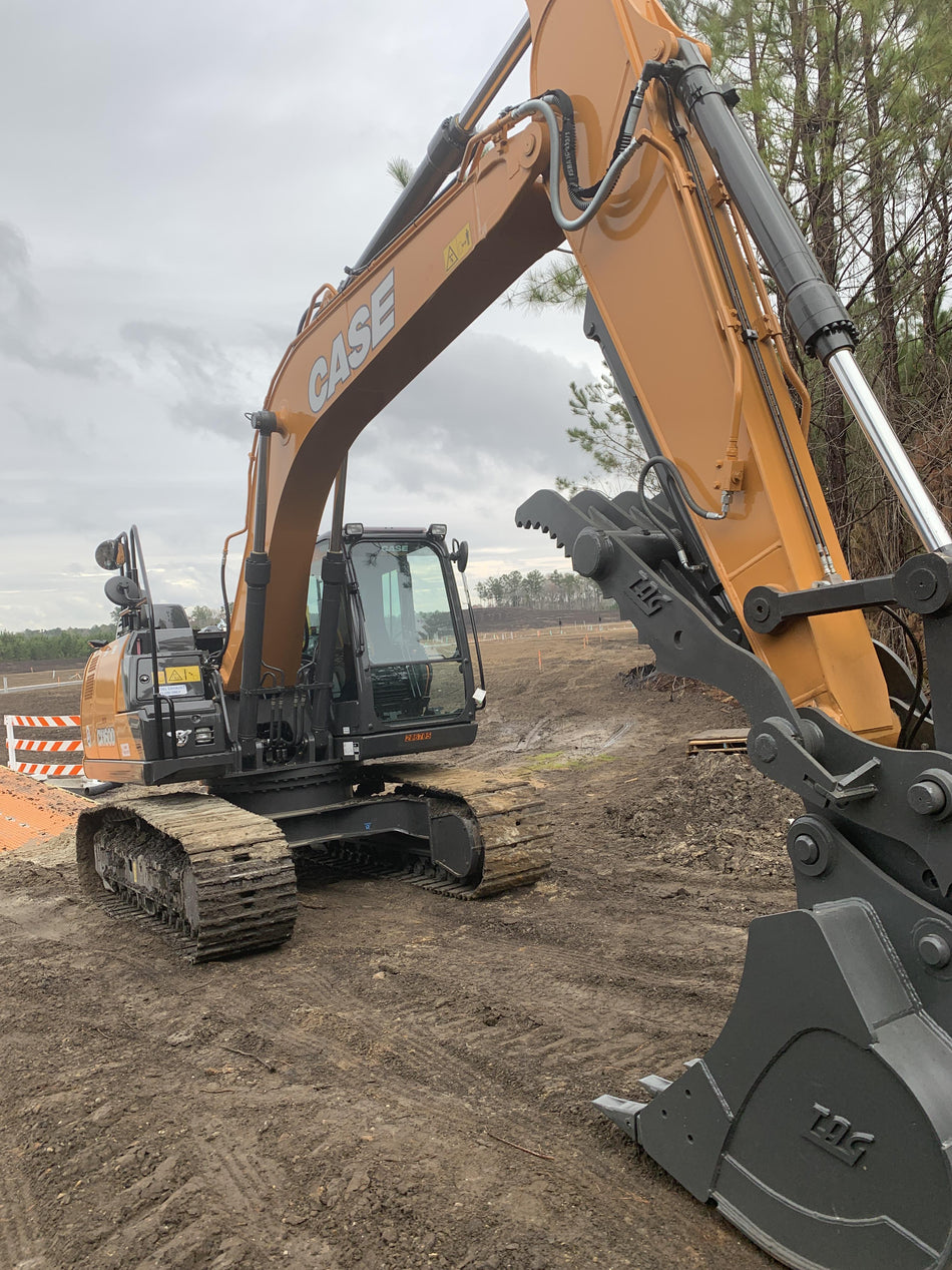 2022 CASE CX160D