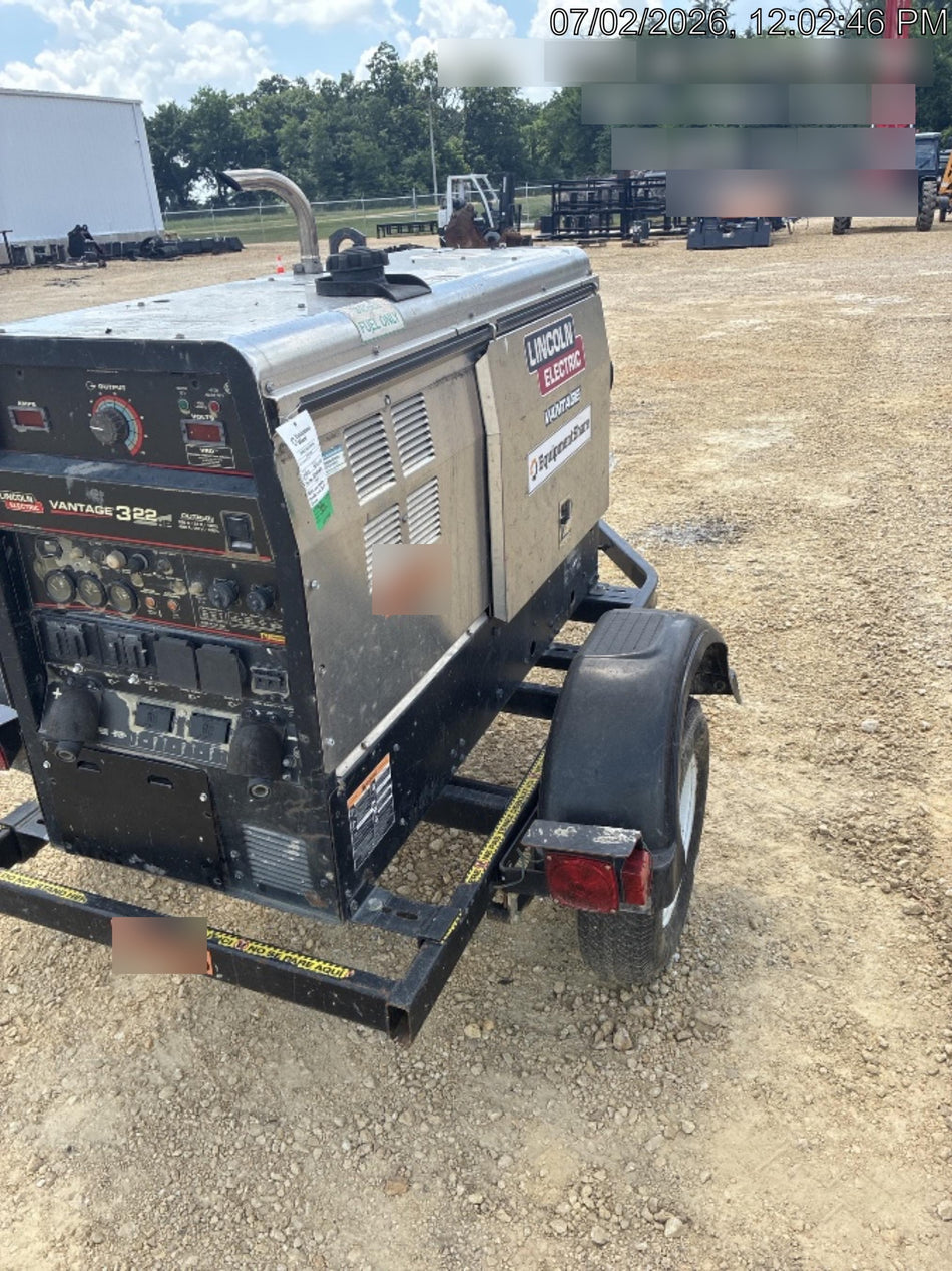 2019 Lincoln Electric Vantage 322 Welder Ready-Pak 3, Two wheel trailer, Fender and Light kit, Cable Rack