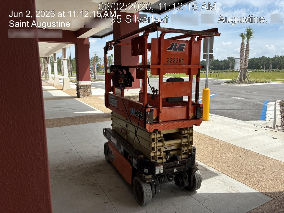 2022 JLG ES1932
