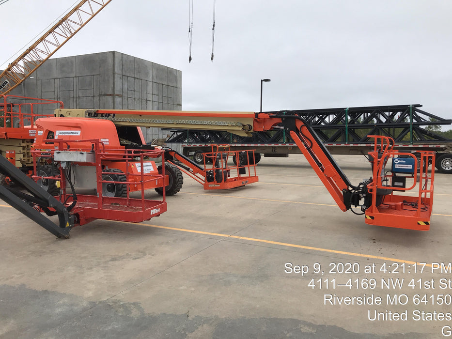 2020 JLG 660SJ