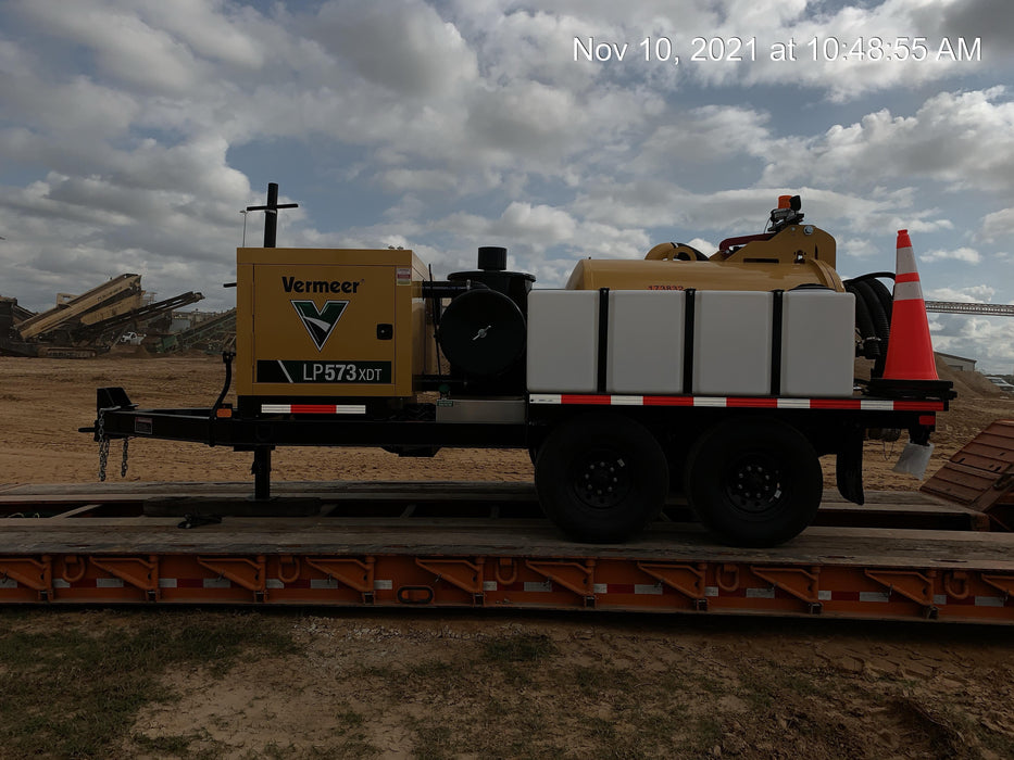 2021 Vac-Tron LP573XDT T4 Koehler Diesel Engine, 500 Gallon Debris Tank, x2 100 Gallon Water Tanks