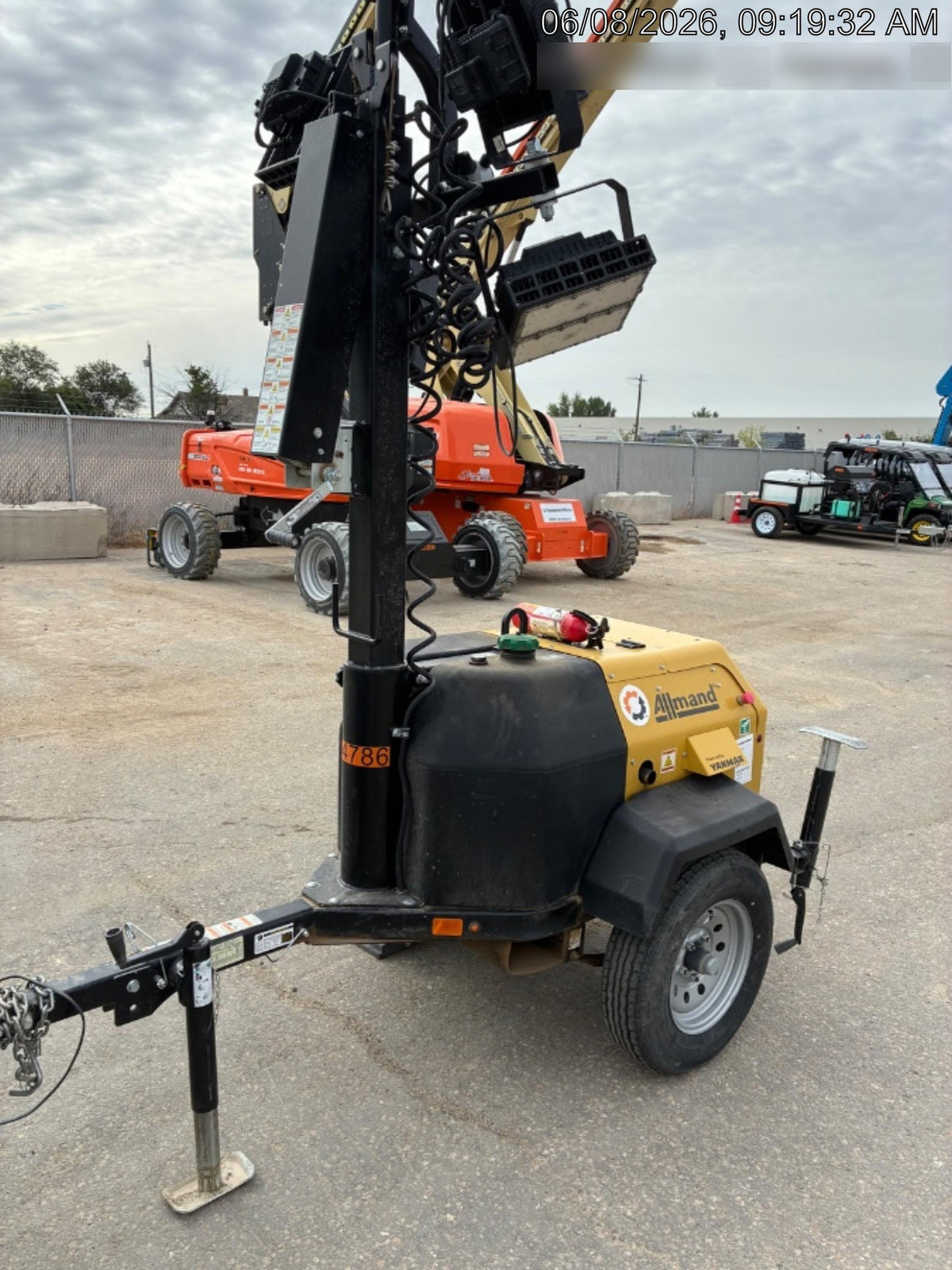 2022 Allmand NLV3GR (4) LED Light Fixture 350W, 23' Vertical Mast, 3kW Prime, Towable, ES Decals, T3