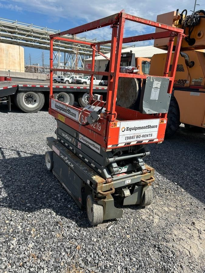 2019 Skyjack SJIII-3219 Standard Options, Trojan Batteries