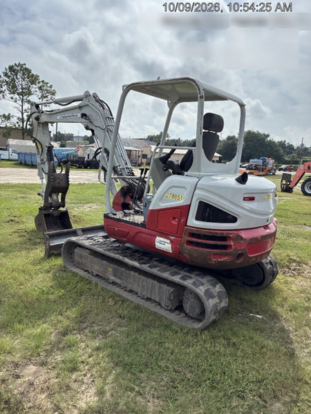 2022 TAKEUCHI TB250-2R