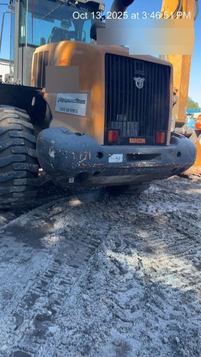 2018 Case 821G CLOSED CAB, JRB 418 STYLE HYD COUPLER