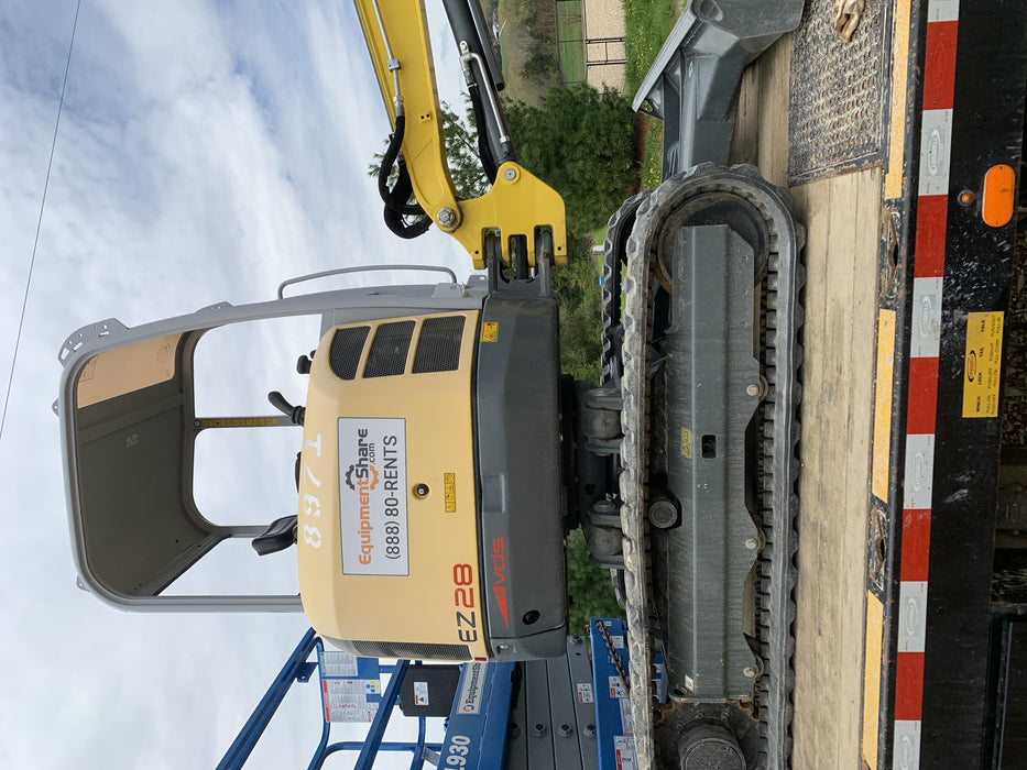 2018 Wacker Neuson EZ28 Wacker Neuson EZ28 w/Manual QC, Buckets: 24" ,18"