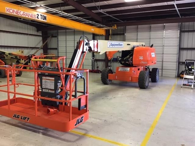 2019 JLG 660SJ