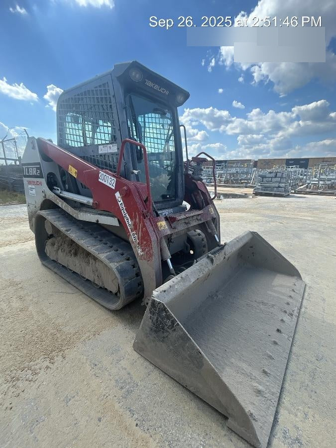 2022 TAKEUCHI TL8R2-CR