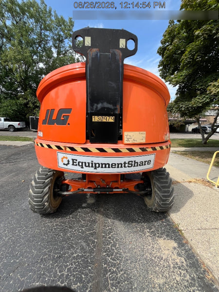 2021 JLG 400S