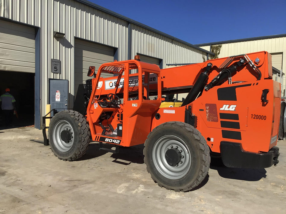 2021 SKYTRAK 8042