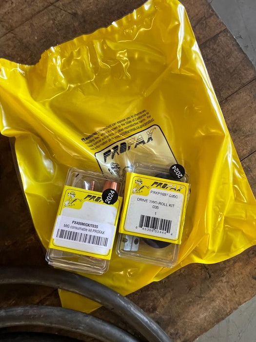 2021 MILLER ELECTRIC SUITCASE 12RC