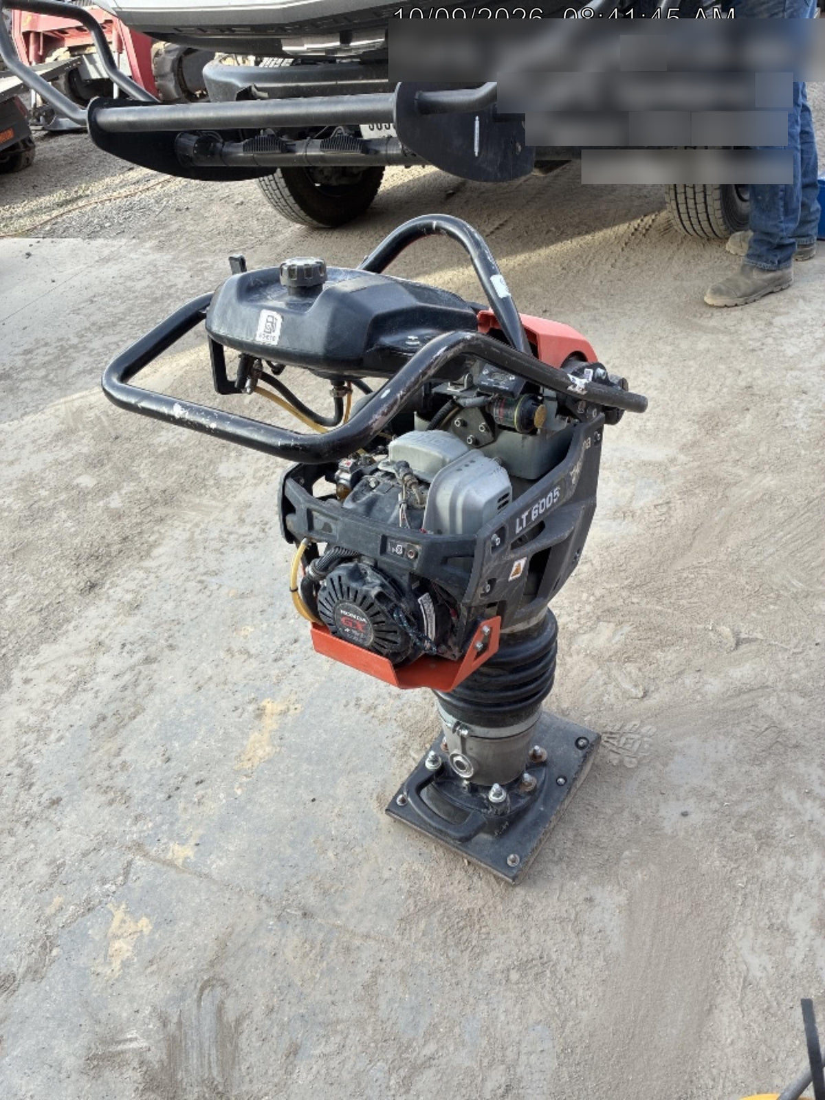 2025 HUSQVARNA LT6005