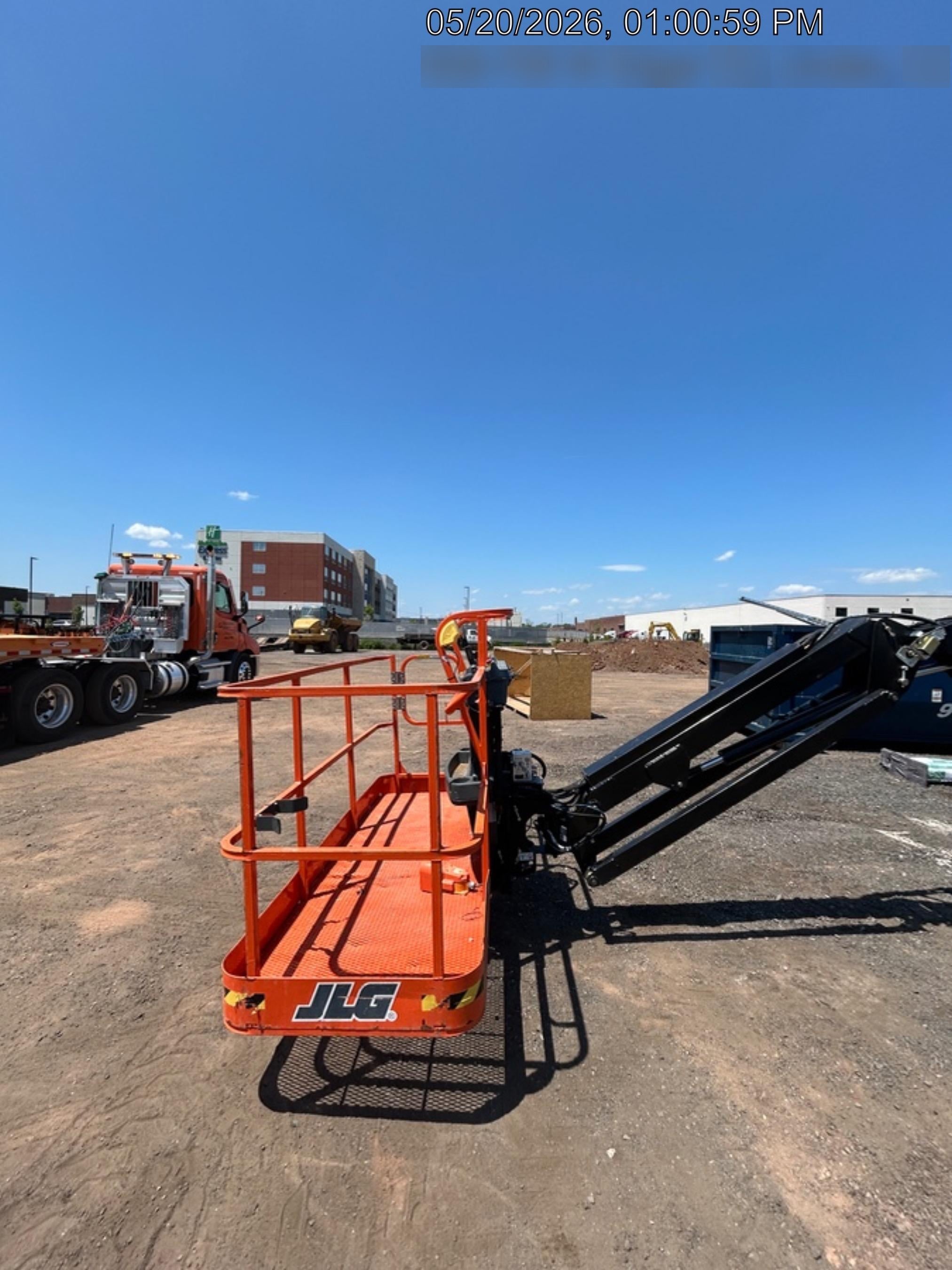 2025 JLG 660SJ