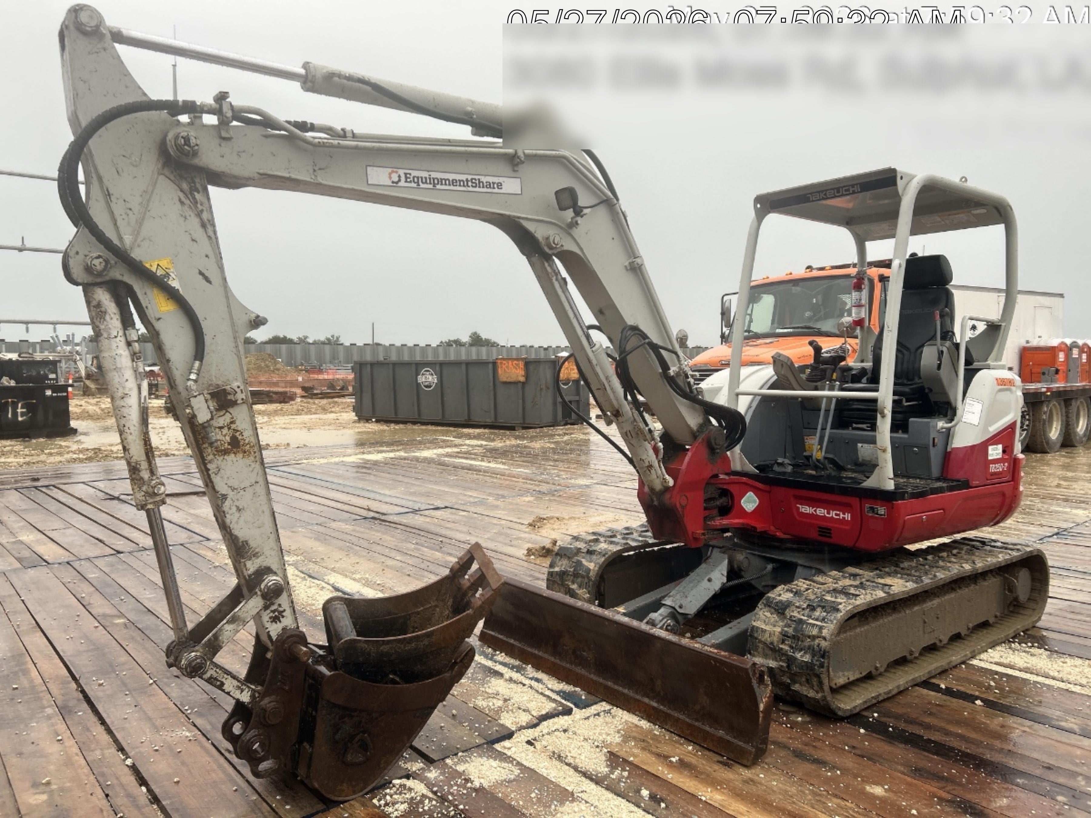 2021 TAKEUCHI TB250-2