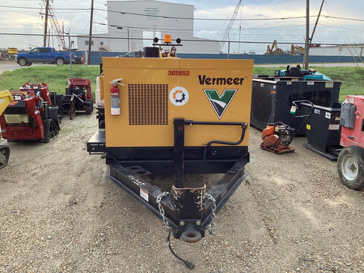 2023 Vac-Tron LP573XDT T4 Koehler Diesel Engine, 500 Gallon Debris Tank, x2 100 Gallon Water Tanks