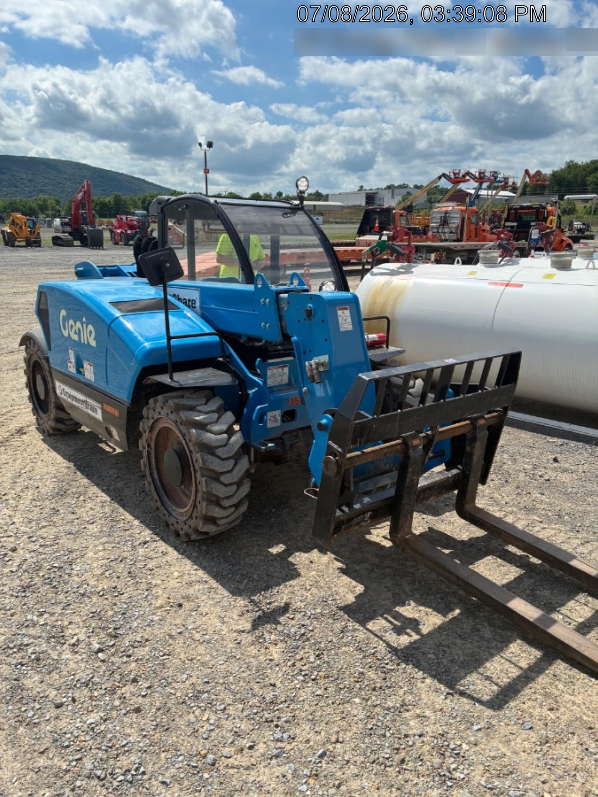 2023 GENIE GTH-5519